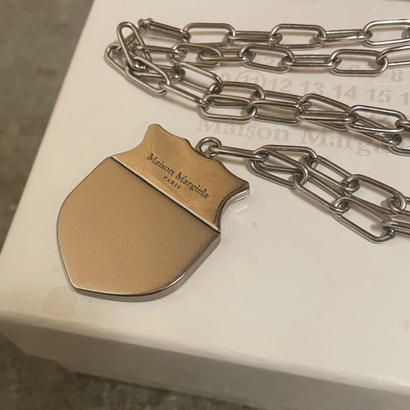 Margiela Silver Shield Logo Necklace - Picture 3 of 10